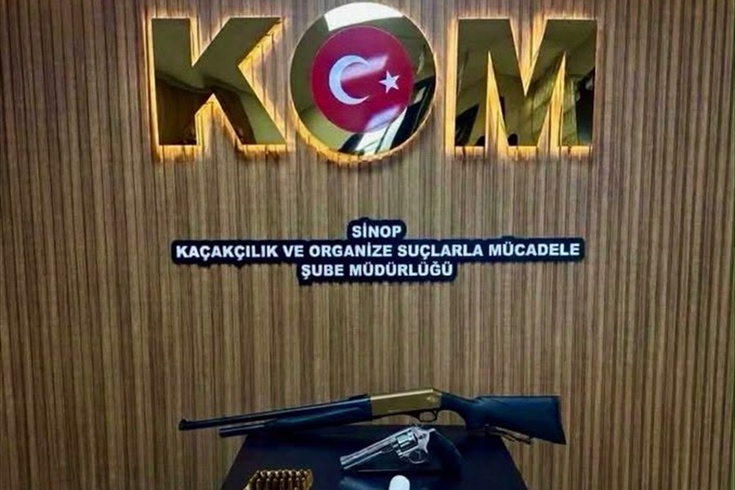 Sinop ve Samsun'da ruhsatsız silah operasyonu: 9 gözaltı