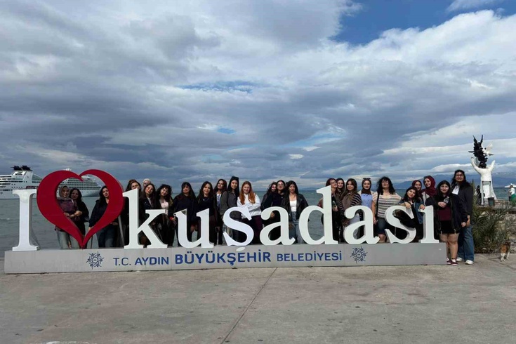 Aydın'da öğrenciler 'Gelin Tanış Olalım' projesiyle Kuşadası ve Söke'yi gezdi