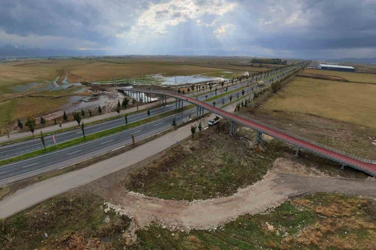 Erzurum'daki Ekolojik Köprü Tamamlanarak Hizmete Hazır Hale Getirildi