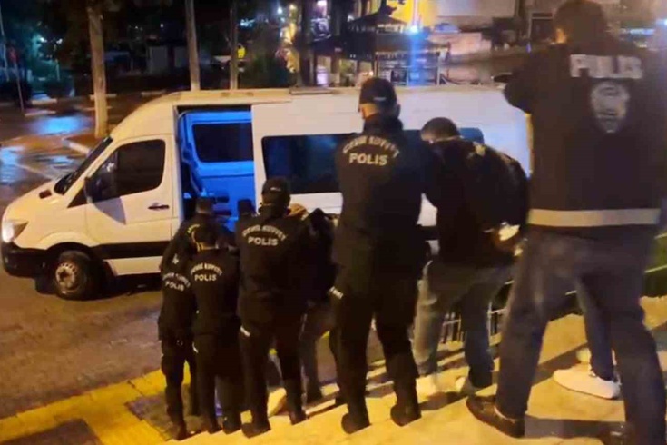 Gülnar'da iki işletmeye fuhuş operasyonu: 6 tutuklama