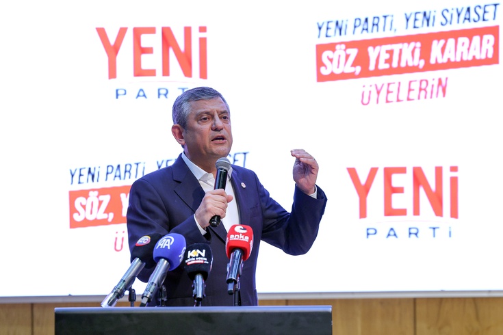 Özgür Özel: Ankara'da il başkanını 54 bin üye seçecek