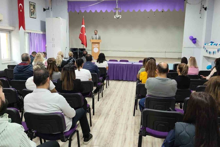Kuşadası'nda şiddet ve zorbalık semineri