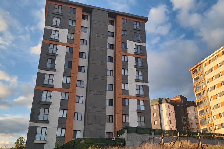 Pendik'te inşaat alanında toprak kaydı! 9 katlı apartman boşaltıldı