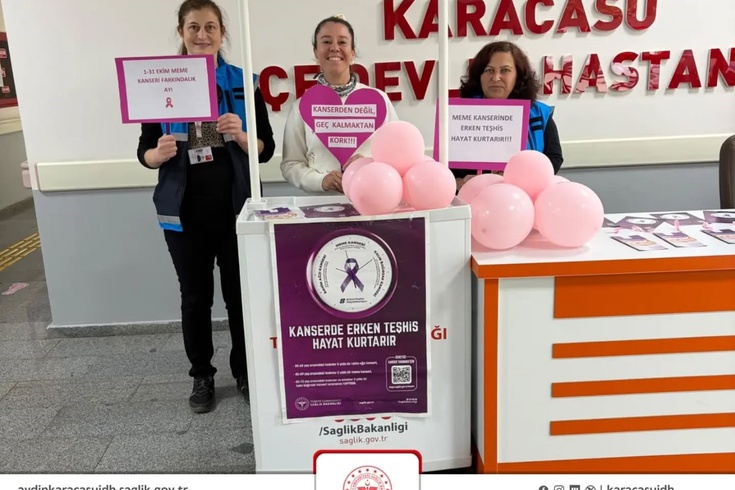 Karacasu'da meme kanserine yönelik bilgilendirme standı kuruldu