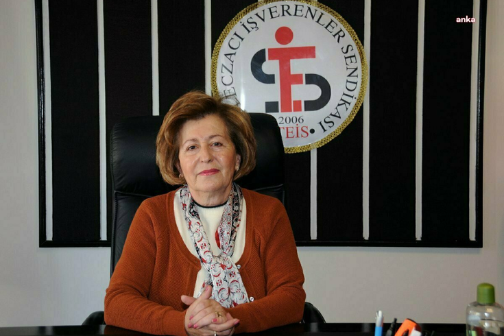 1 Ocak 2027'de ilaç kutularından kağıt prospektüs kalkıyor! Eczacılardan yaşlı hastalar için itiraz
