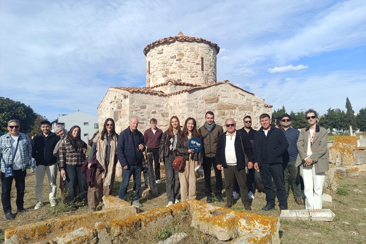35 Mimar Enez'in Tarihi Mekânlarını Gezdi