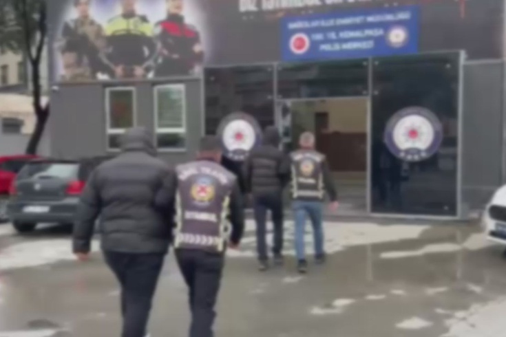 Bağcılar'da trafikte araçtan inip tartışan 2 sürücüye 360 bin lira ceza! Ehliyetleri 60 gün geri alındı