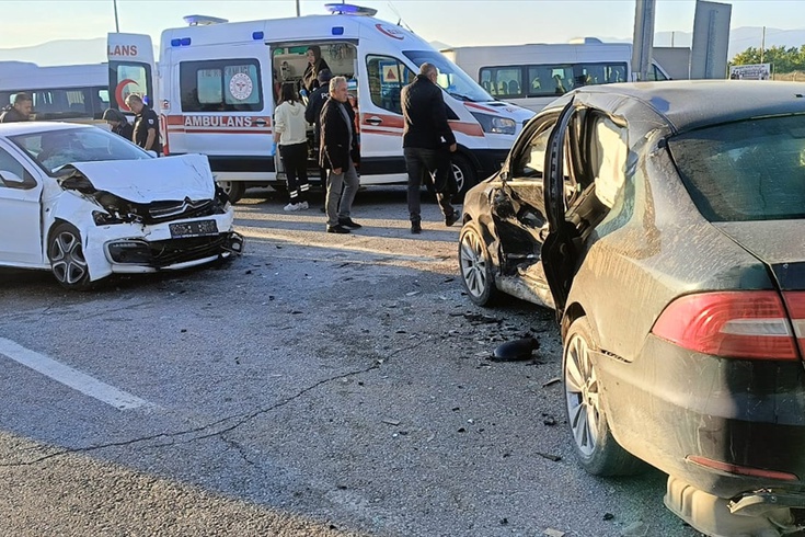 Akçadağ'da trafik kazası: 6 yaralı