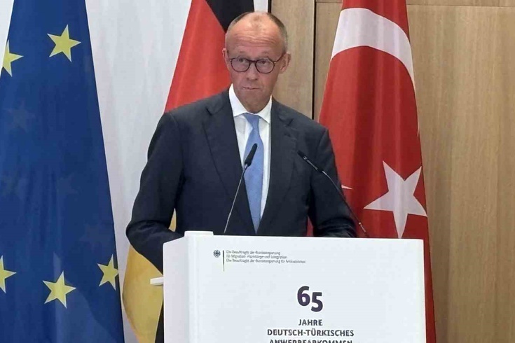 Almanya Başbakanı Merz'den Türklere övgü: Refahımızın altyapısını onlar oluşturdu