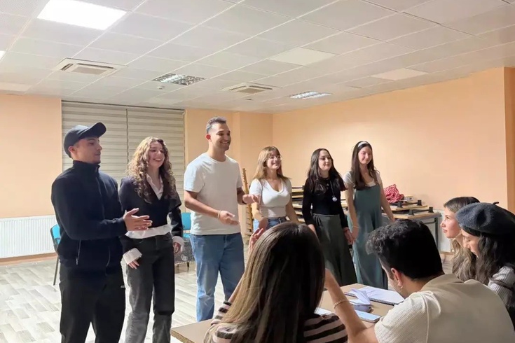 Muğlalı gençler Gençlik ve Spor İl Müdürlüğü'nde skeç sergiledi