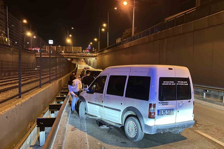 Yıldırım'da ehliyetsiz sürücü yaralandı