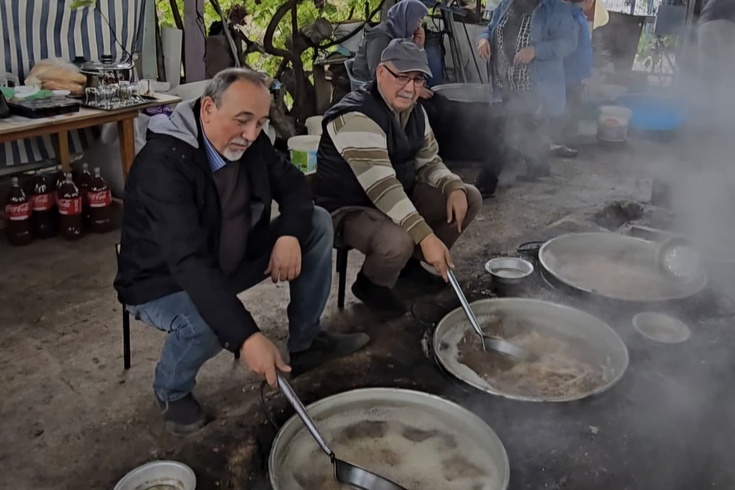 Tavas'ta 650 yıllık pekmez geleneği