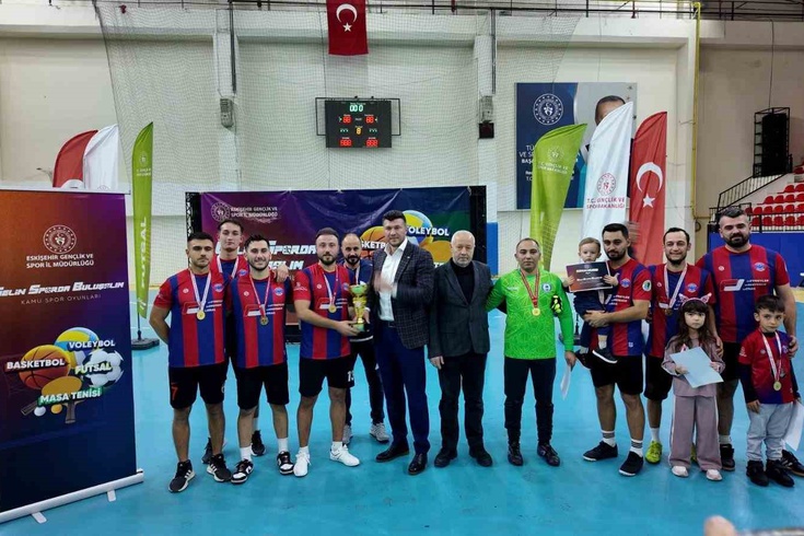 Eskişehir Futsal Finalinde TÜRASAŞ Şampiyon