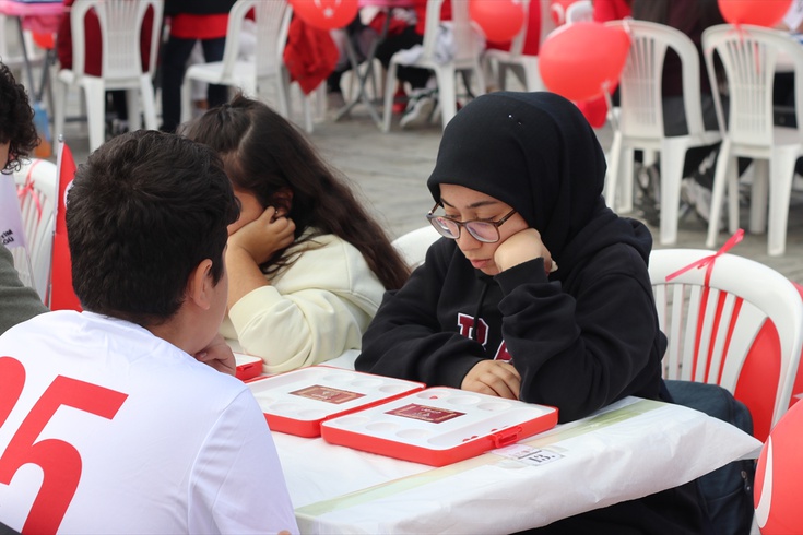 İzmir'de mangala finaline 180 öğrenci
