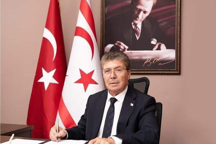 KKTC Başbakanı Üstel'den ücretsiz üniversite açıklaması