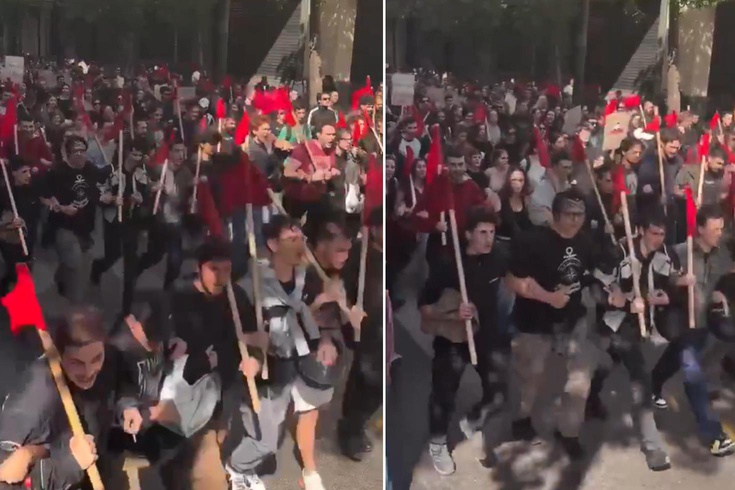 ارتفعت الأعلام الحمراء في الجوار! هرع آلاف الأشخاص إلى الشوارع