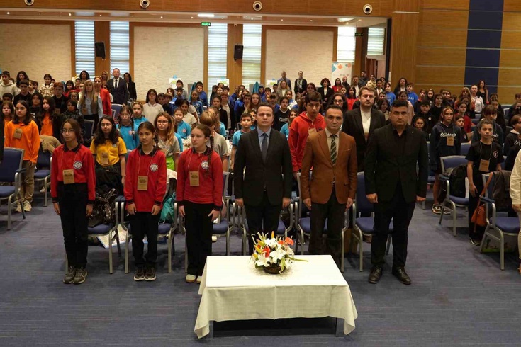 Muğla'da 60 öğrenci iklim zirvesinde öneri sundu