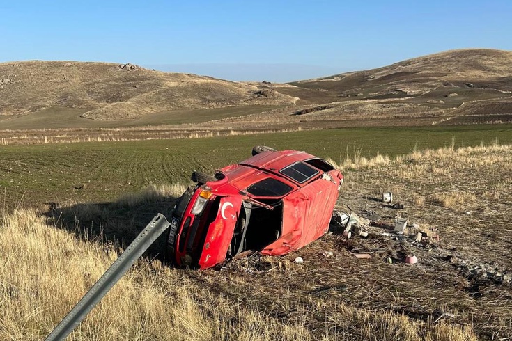 Kulu'da İşçi Servisi Devrildi: 6 Yaralı