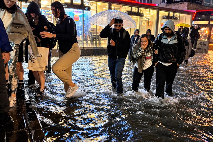 A new wave of rain has entered the country! Flood warning from the Meteorology for 3 provinces: Time given for Istanbul