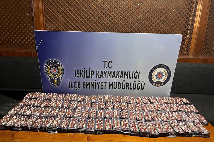 Çorum İskilip'te uyuşturucu ticareti iddiasıyla karı koca gözaltına alındı