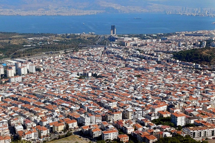 Dikkat çeken haber: Prof. Dr. Kılıç, İzmir'de acil kentsel dönüşüm çağrısı yaptı