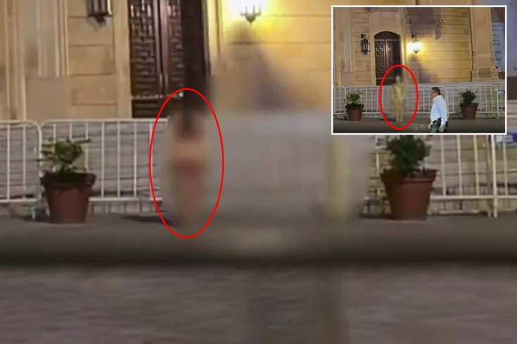 مشهد فاضح أمام المسجد! وما بعده أكثر كارثية