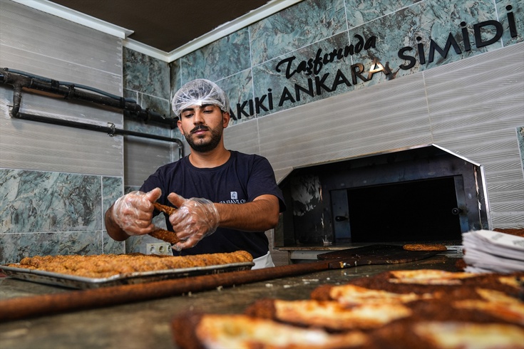 Simit, öğrenci talebiyle kafe konseptine evrildi