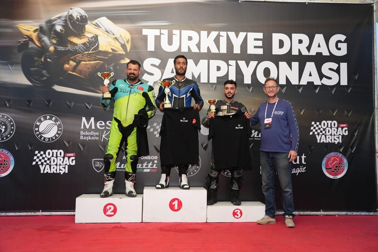 Kepez'de Drag Şampiyonası Heyecanı