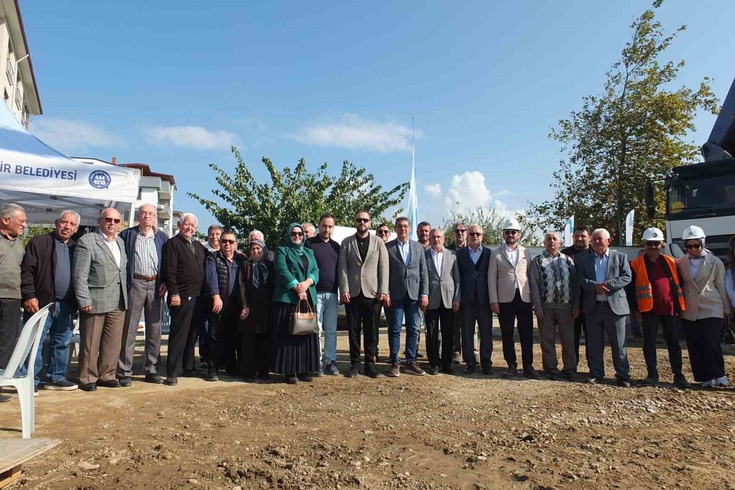 Burhaniye'de Cami Temeli Atıldı