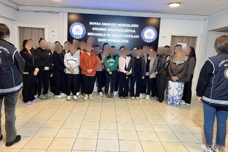 Bursa'da ruhsatsız iş yerlerinde 40 yabancı kadın tespit edildi