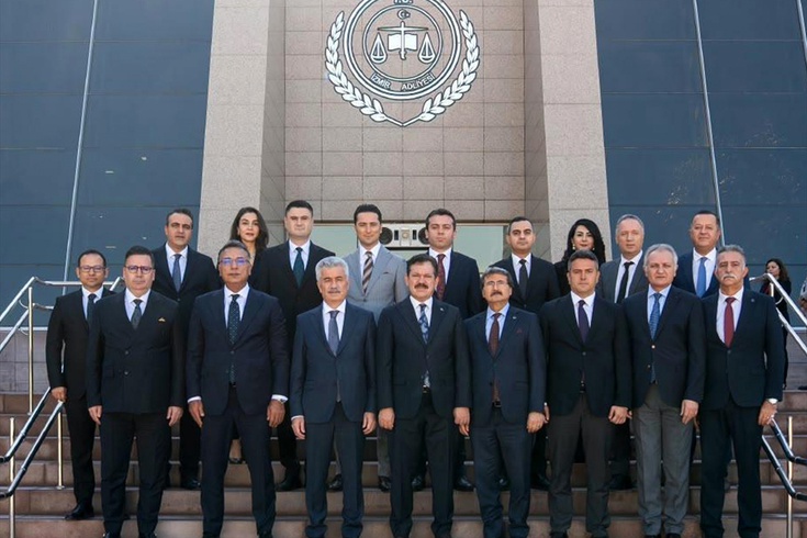 Yiğit İzmir'deki içtihat toplantısında hazır bulundu