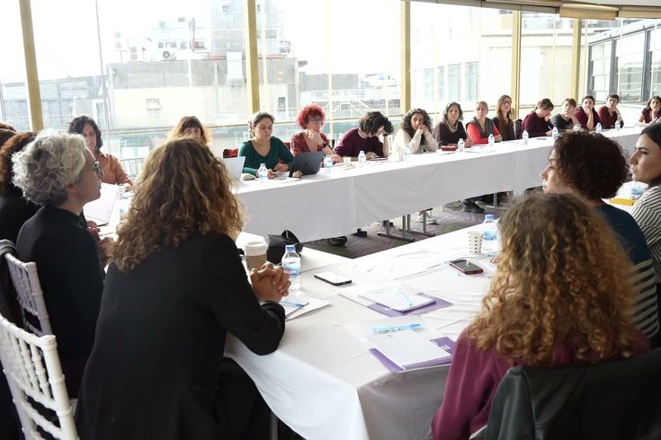 DEM Parti Kadın Meclisi İstanbul'da Bütçe Çalıştayı Düzenledi