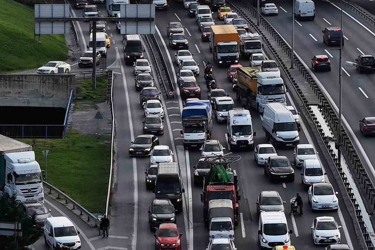 Basın Ekspres'te Ambulans Dronla Görüntülendi