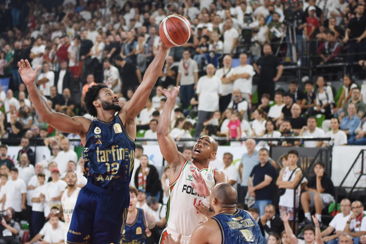 Karşıyaka, Fenerbahçe'ye 97-72 mağlup oldu