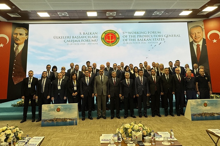 Şentürk'ten Balkan forumunda hukuk vurgusu