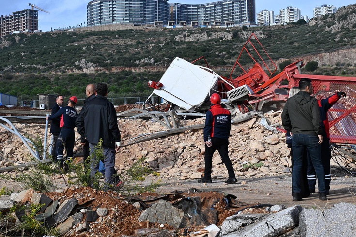 Ölen 4 işçi konteynerde derbiyi izlerken hortuma yakalanmış: Öyle bir yükseldi ki...