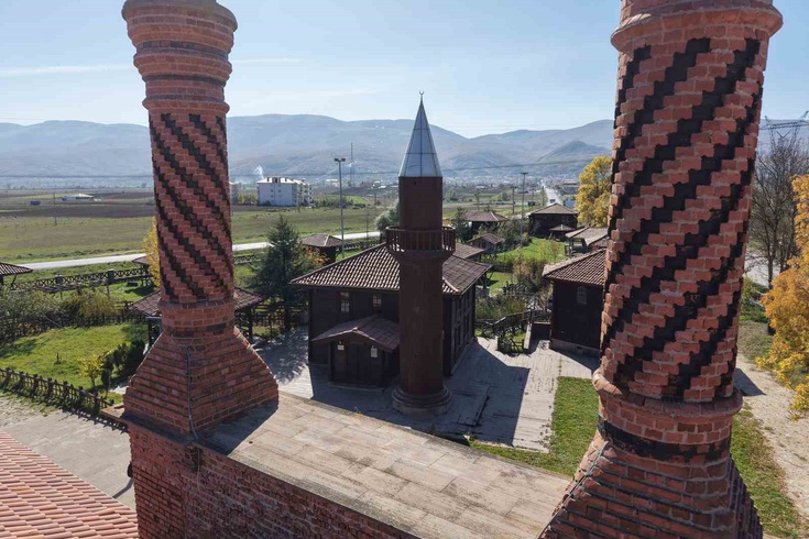 Fırıncıya odun diye satılmıştı! Kaymakam, 300 yıllık camiyi 50 lira fazla vererek kurtardı