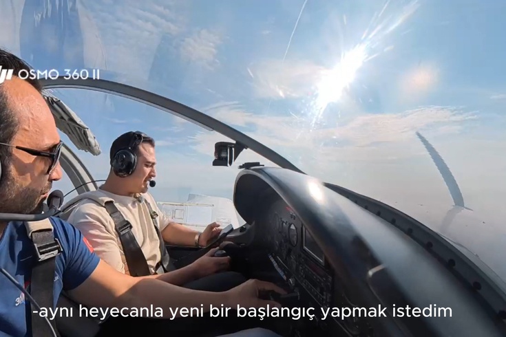 Bursa'da gökyüzünde evlilik teklifi! İki ayrı uçaktan telsizle sordu: Benimle evlenir misin?