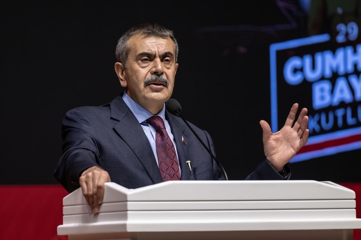 Minister Tekin announced: There will be a constant police presence in some schools! He also answered the question about classroom teaching.
