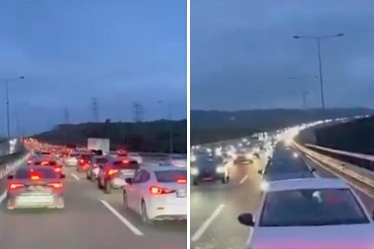 İstanbul'daki depremin ardından kentten ayrılmaya çalışan araçlar trafiği kilitledi