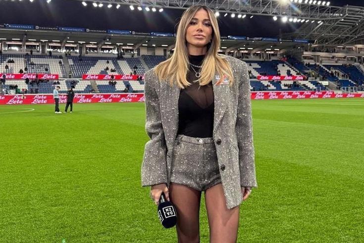 Karius'un eşi mini elbisesiyle ortalığı yangın yerine çevirdi! Eski futbolcunun eşi çıldırdı