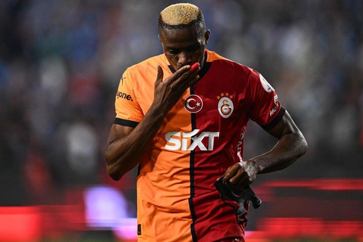 Tarihe geçen Victor Osimhen'den geleceğine dair açıklama
