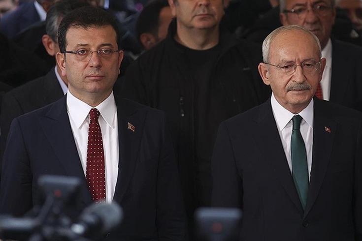 Kulislere bomba gibi düştü