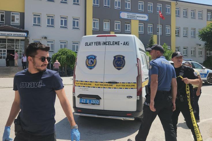 Okulda silahlı saldırı! Rehberlik öğretmeni hayatını kaybetti