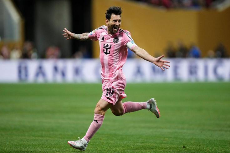 Messi'ye şok!