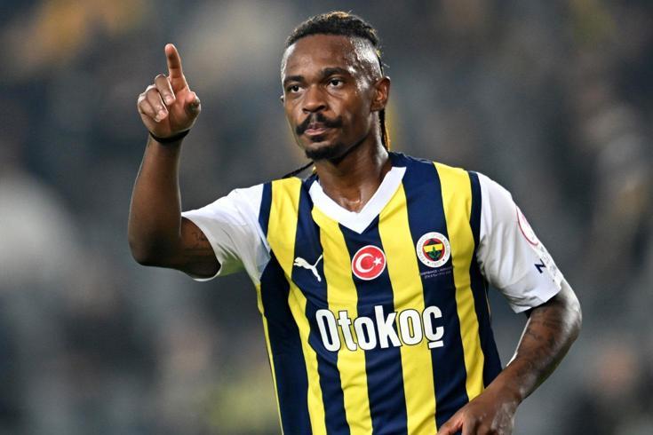 Yeni Alex diye transfer edilmişti! Fenerbahçe'den flaş karar