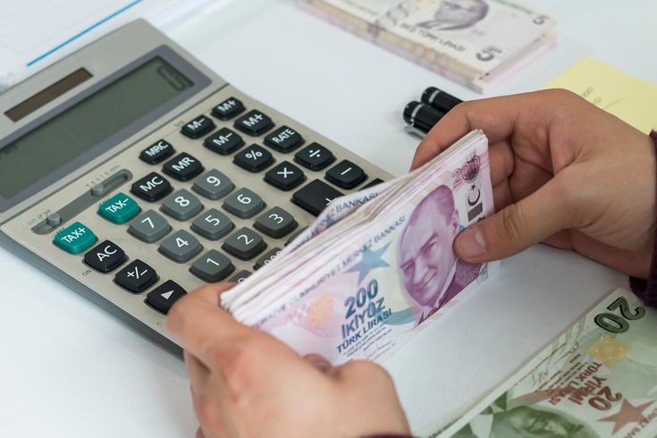 Kamuda yönetici ve uzman personele 30 bin liralık seyyanen zam telifi geri çekildi