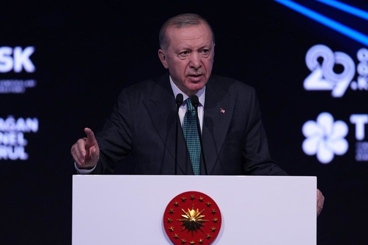 Cumhurbaşkanı Erdoğan'dan işverenlere asgari ücret mesajı: Ellerini taşın altına koymalarını bekliyorum