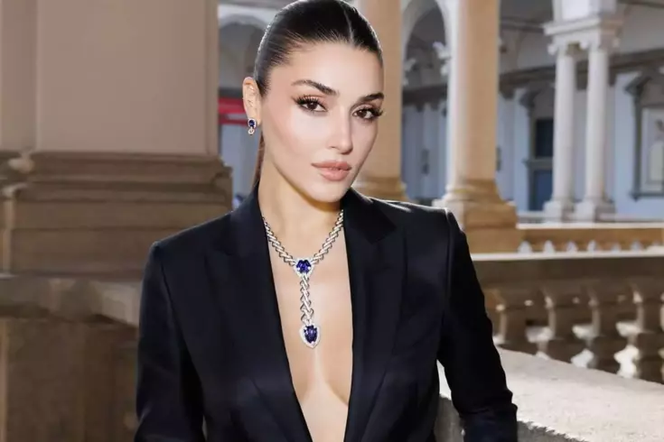 Hande Erçel'den aşk iddialarına ilk yorum: 45 yaşındaki yapımcıyla…