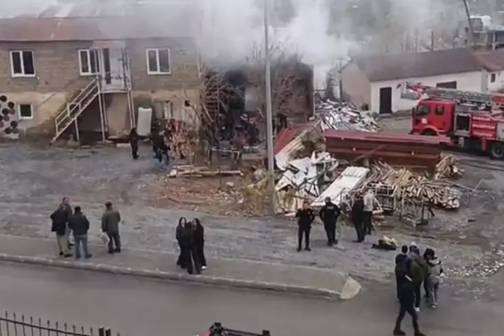 Yürek yakan olay! Patlamada yaralanan oğluna giderken kaza geçirdi